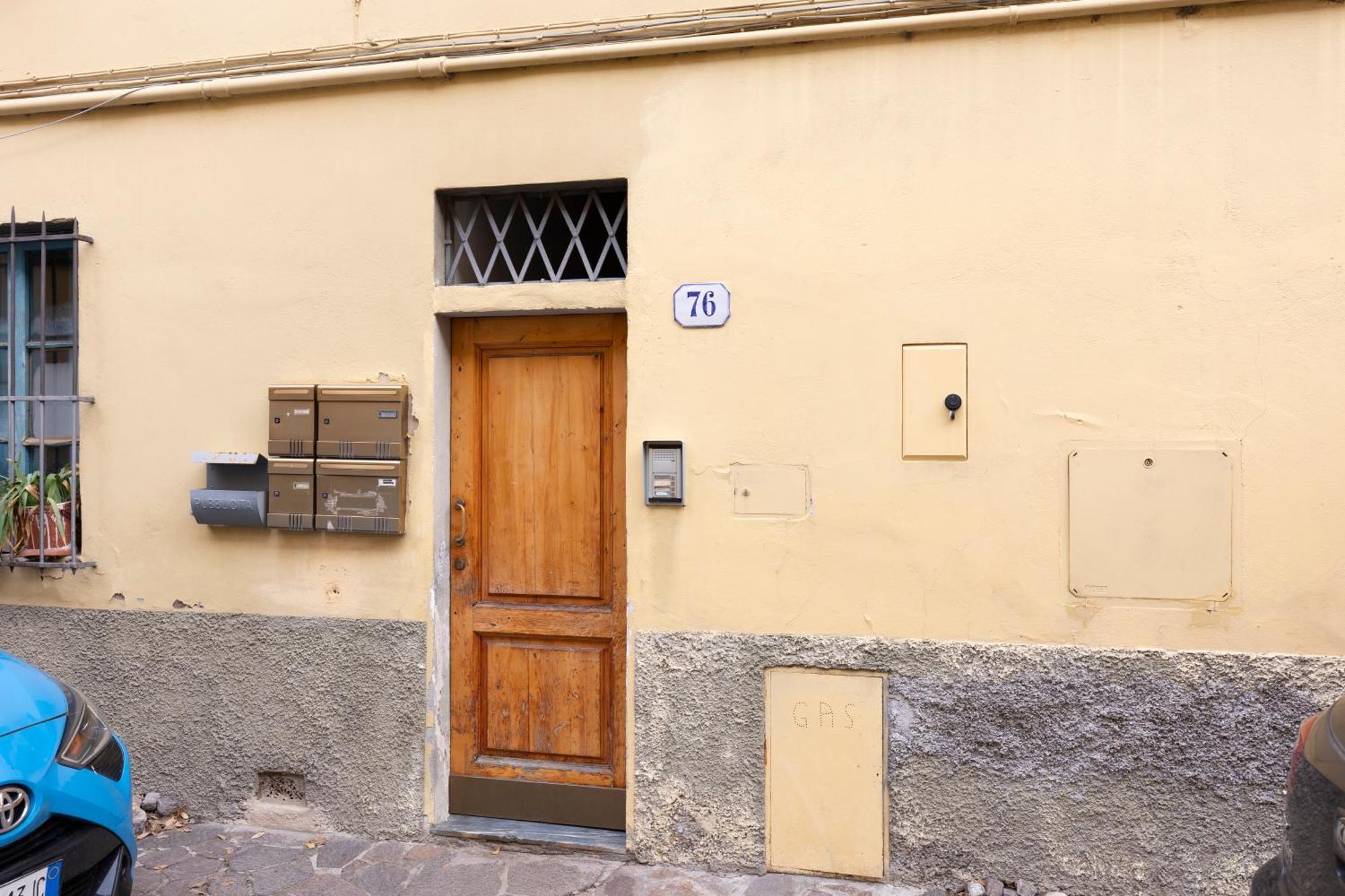 Sweet San Frediano Apartment Florence Exterior photo