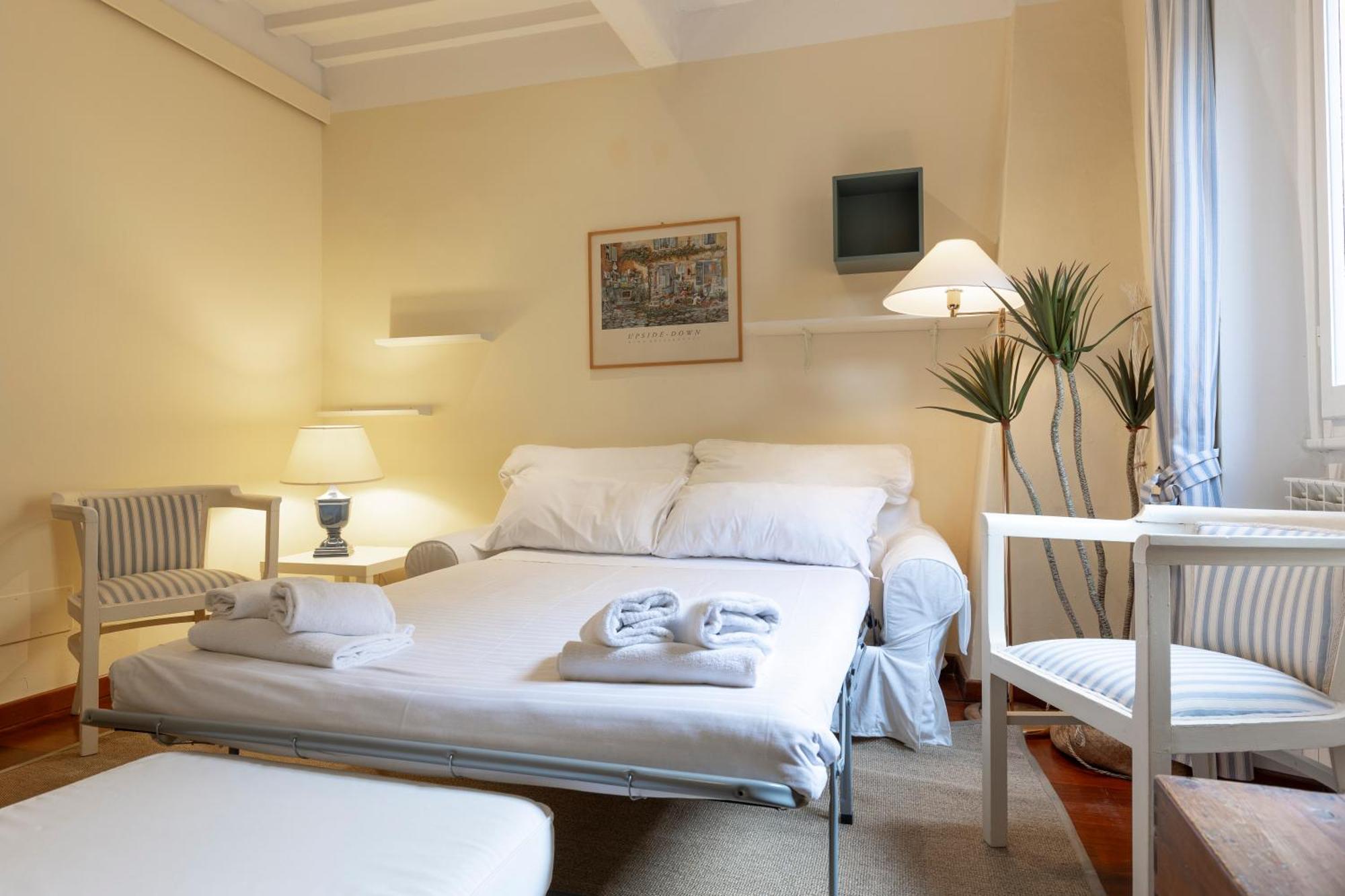 Sweet San Frediano Apartment Florence Exterior photo