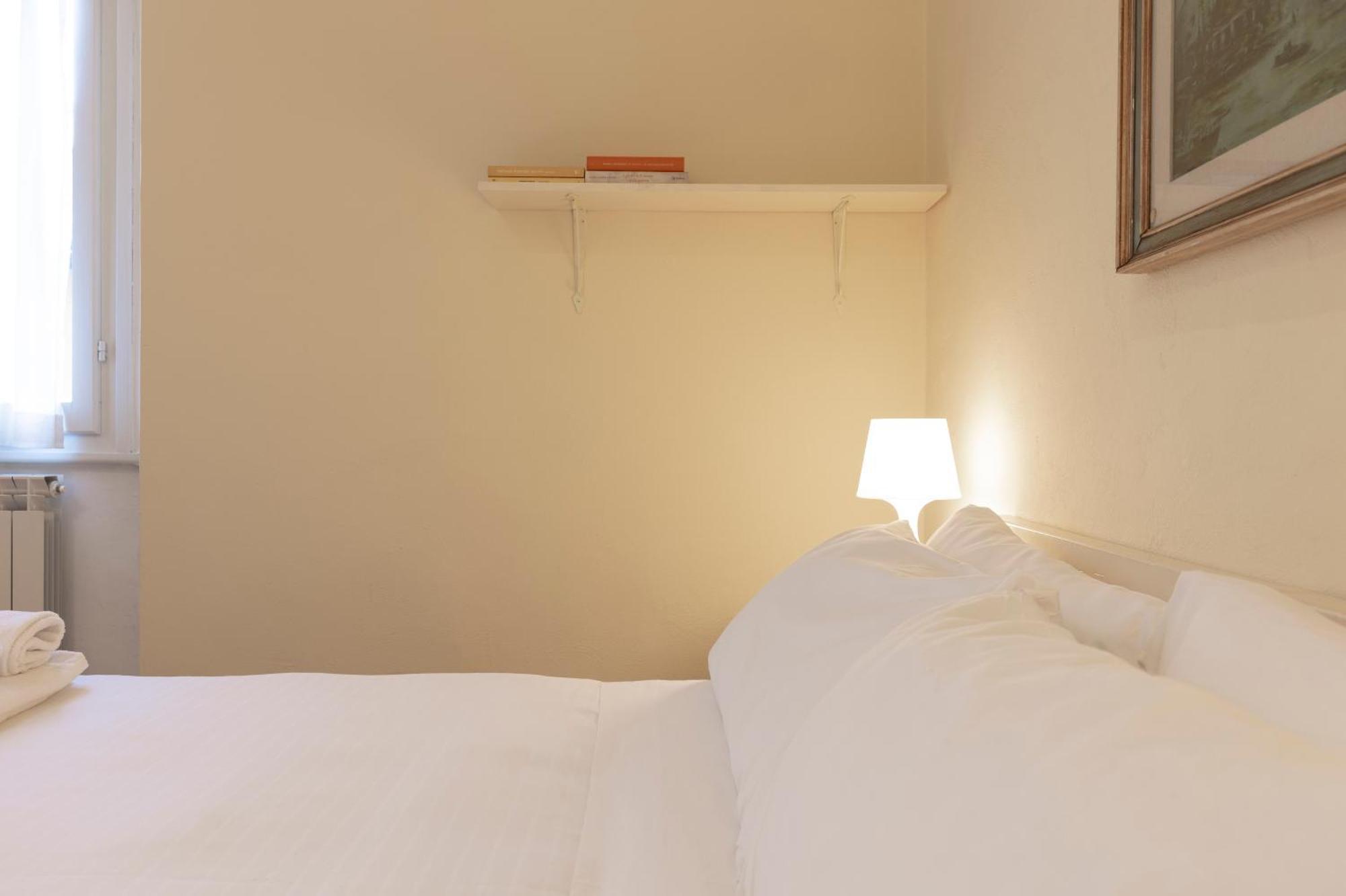 Sweet San Frediano Apartment Florence Exterior photo